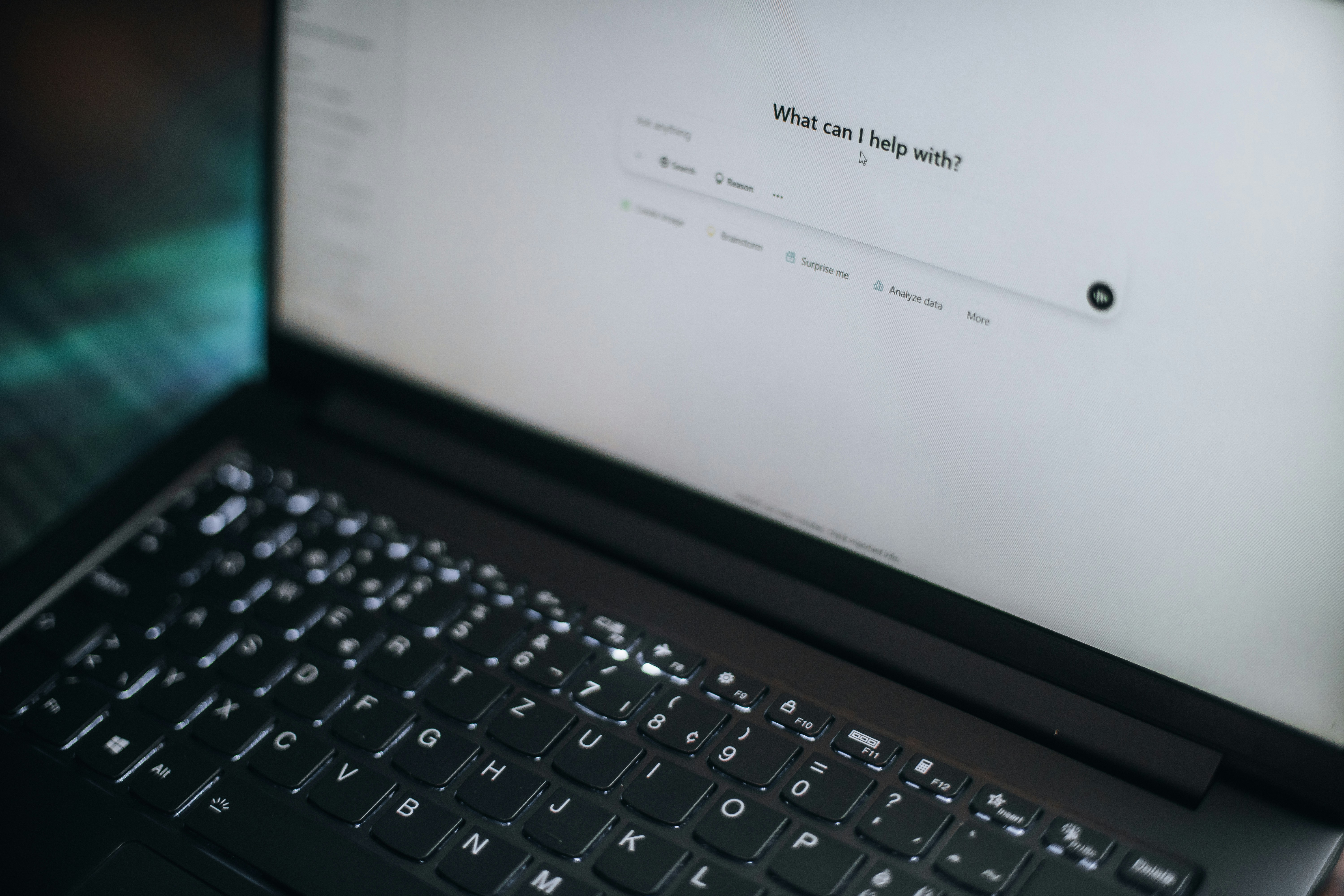 Sichtbarkeit in der KI-Suche: Warum SEO allein nicht mehr reicht
